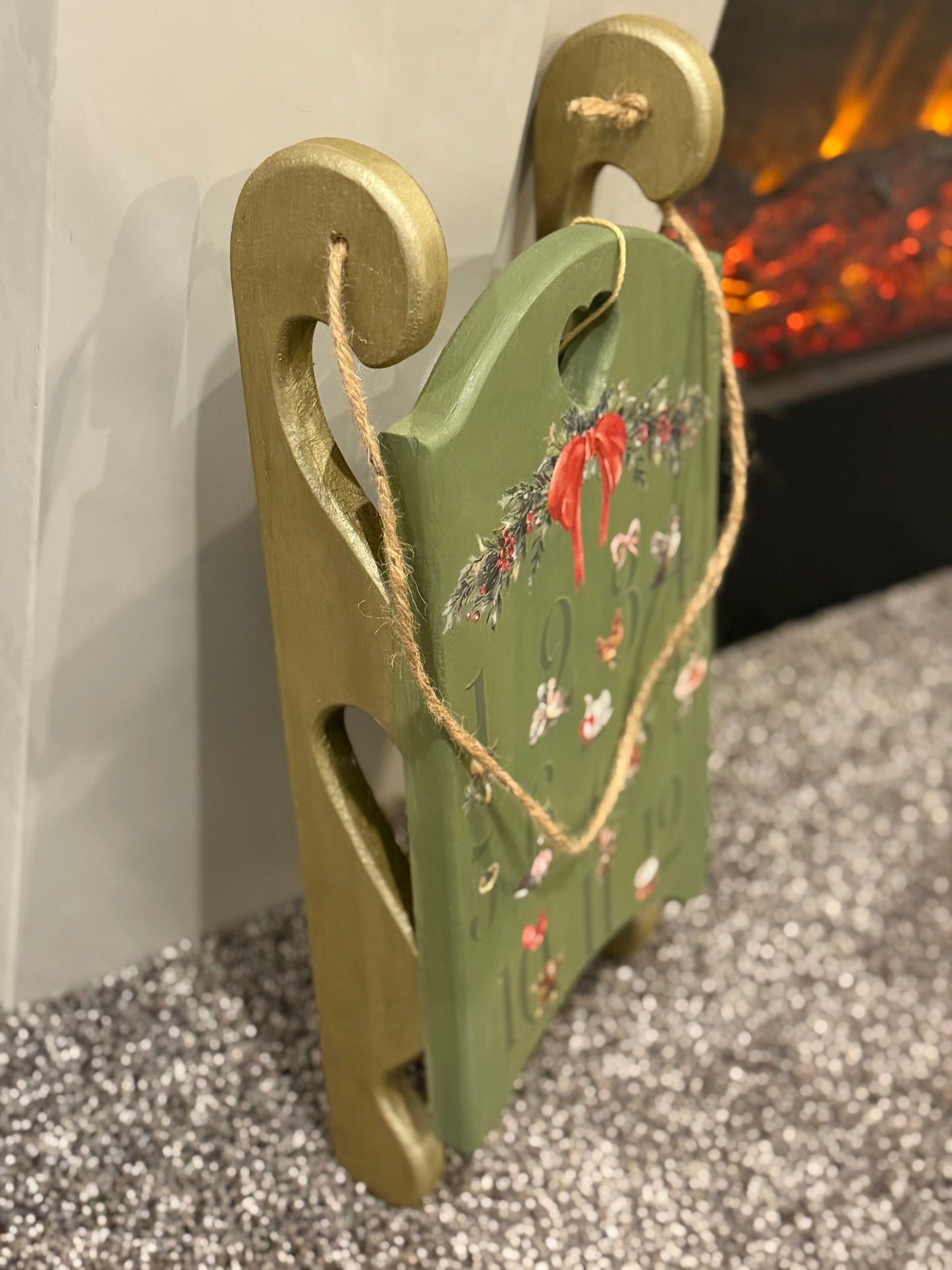 Hand-Painted Christmas Sleigh – Twelve Days of Christmas