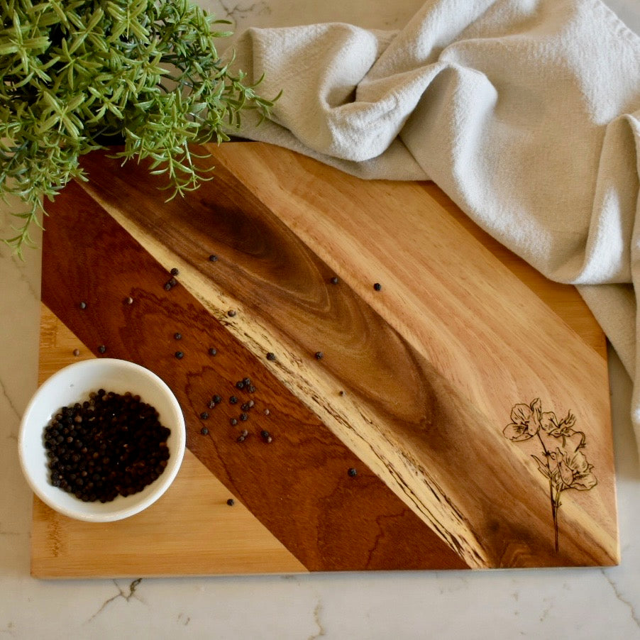 "Sweet Pea" – Handcrafted Cutting Board (11"x14")