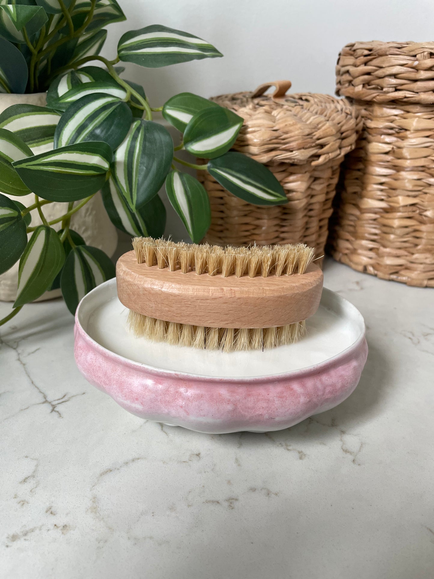 Solid Buttermilk Dish Soap in Vintage Soap Dish – Earl Grey Tea